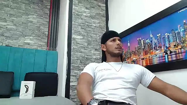 Chris Dick23 online show from 01-14-26, 05:13