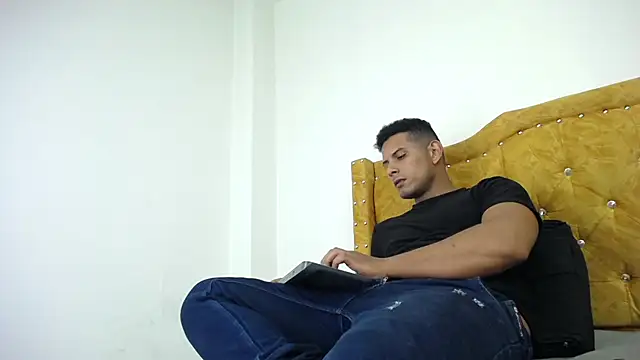 Chris Dick23 online show from 05-02-26, 06:51