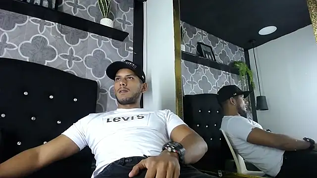 Chris Dick23 online show from 07-19-26, 04:27