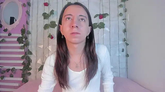 Snapshot of Miiaa_doll chatting on 01-09-25, 11:47 Miiaa doll online show from 01-09-25, 11:47