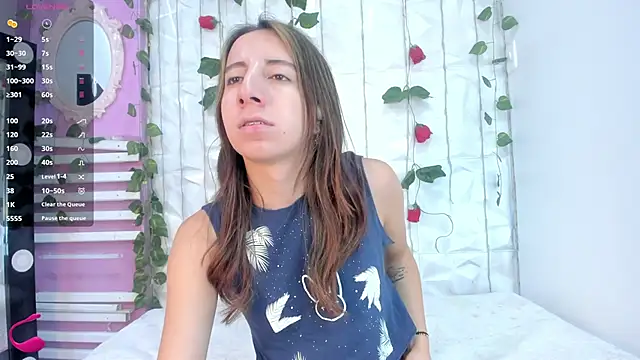 Snapshot of Miiaa_doll chatting on 03-11-25, 11:44 Miiaa doll online show from 03-11-25, 11:44