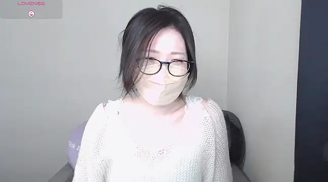  NOA-chan  online show from 03-08-25, 03:35