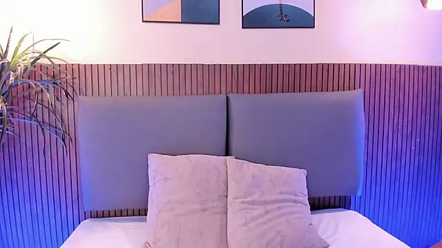 NicolleeEvanss online show from 11-20-25, 12:05