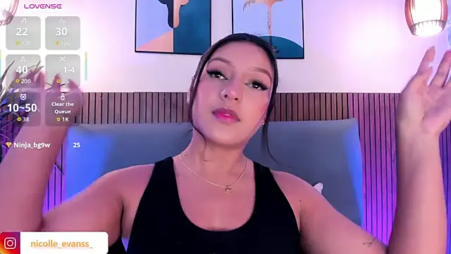 NicolleeEvanss online show from 02-10-26, 11:25