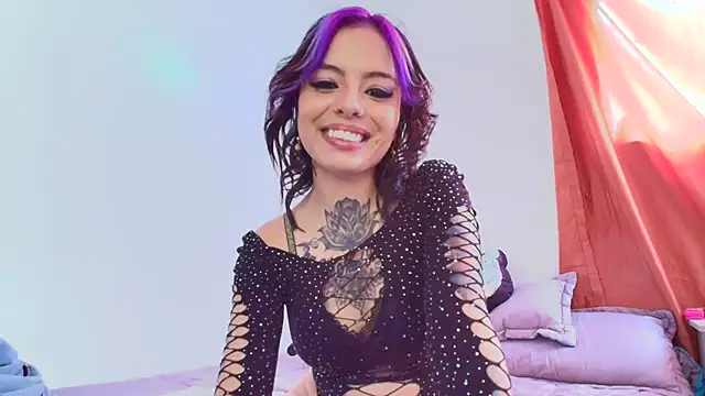 Snapshot of Alicia_Ortiiz chatting on 01-14-25, 09:09 Alicia Ortiiz online show from 01-14-25, 09:09