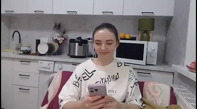 Snapshot of StacyMind chatting on 12-06-24, 09:57 StacyMind online show from 12-06-24, 09:57