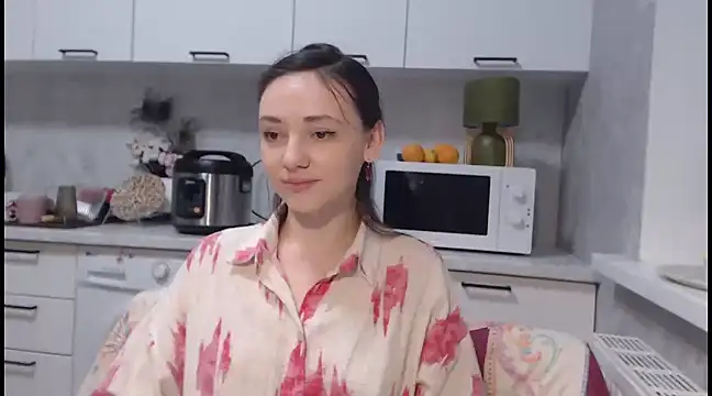 Snapshot of StacyMind chatting on 12-14-24, 12:55 StacyMind online show from 12-14-24, 12:55