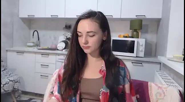 Snapshot of StacyMind chatting on 12-18-24, 12:54 StacyMind online show from 12-18-24, 12:54