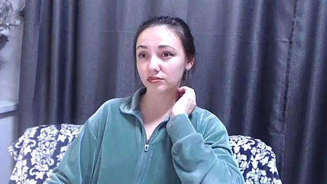 Snapshot of StacyMind chatting on 10-15-25, 07:47 StacyMind online show from 10-15-25, 07:47