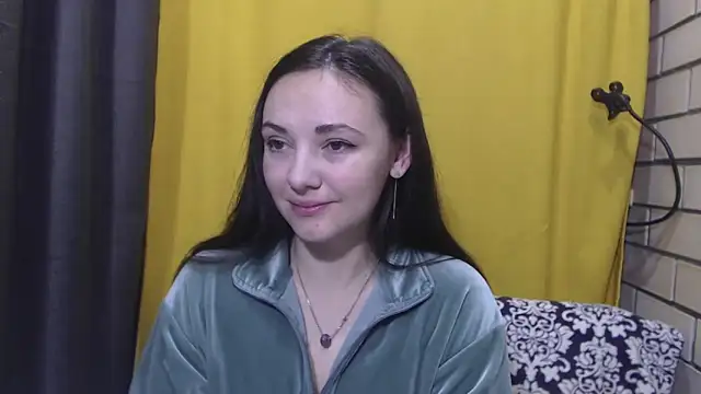 Snapshot of StacyMind chatting on 12-03-25, 09:35 StacyMind online show from 12-03-25, 09:35