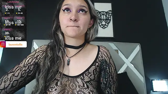 Snapshot of Laurent_elis chatting on 12-19-24, 08:45 Laurent elis online show from 12-19-24, 08:45