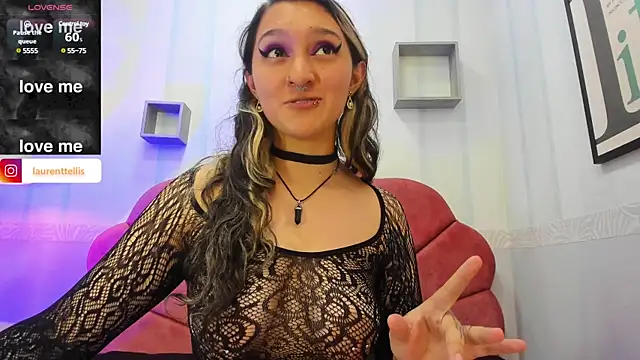 Snapshot of Laurent_elis chatting on 03-04-25, 03:00 Laurent elis online show from 03-04-25, 03:00