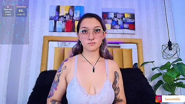 Snapshot of Laurent_elis chatting on 02-09-26, 07:40 Laurent elis online show from 02-09-26, 07:40