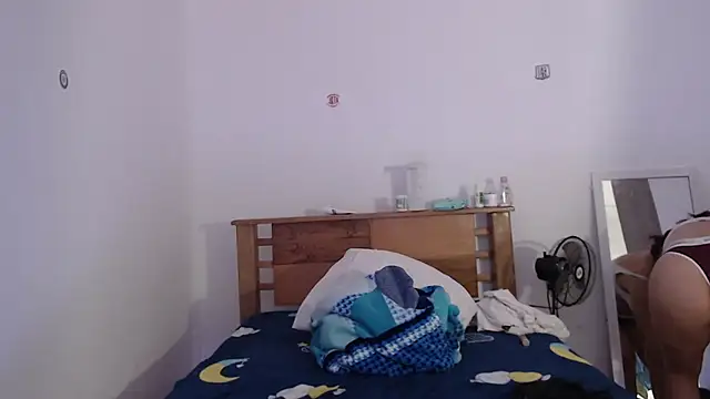  Camilla Castellar online show from 12-28-24, 06:39