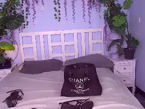 Snapshot of FerrariRedxBabestation chatting on 03-19-25, 03:41 FerrariRedxBabestation online show from 03-19-25, 03:41