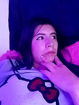 Snapshot of Yeimy_sweetf chatting on 01-11-25, 06:35 Yeimy sweetf online show from 01-11-25, 06:35