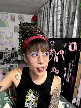 Hellen dumont online show from 07-18-26, 02:16