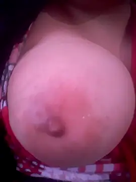 Snapshot of carmelasexy chatting on 10-21-25, 03:35 carmelasexy online show from 10-21-25, 03:35