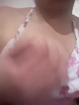 Snapshot of carmelasexy chatting on 10-26-25, 12:27 carmelasexy online show from 10-26-25, 12:27