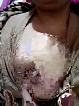 Snapshot of carmelasexy chatting on 12-02-25, 04:35 carmelasexy online show from 12-02-25, 04:35