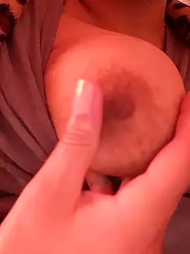 Snapshot of carmelasexy chatting on 01-13-26, 01:05 carmelasexy online show from 01-13-26, 01:05