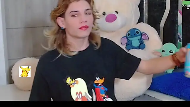 Snapshot of honey_skin chatting on 12-19-24, 08:56 honey skin online show from 12-19-24, 08:56