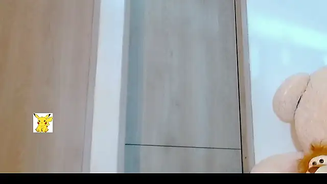 Snapshot of honey_skin chatting on 02-09-25, 01:11 honey skin online show from 02-09-25, 01:11