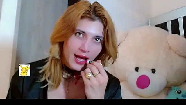 Snapshot of honey_skin chatting on 02-11-25, 04:35 honey skin online show from 02-11-25, 04:35