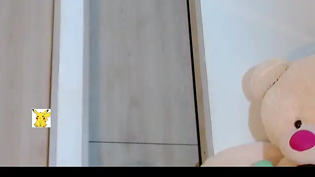 Snapshot of honey_skin chatting on 02-12-25, 02:14 honey skin online show from 02-12-25, 02:14