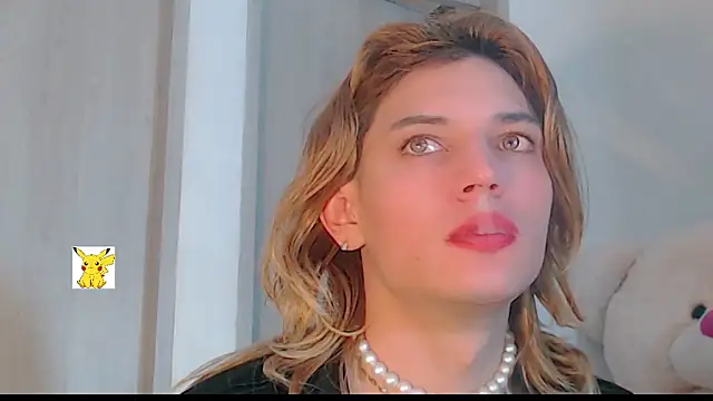 Snapshot of honey_skin chatting on 02-24-25, 04:16 honey skin online show from 02-24-25, 04:16