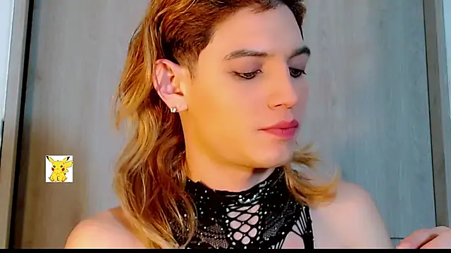 Snapshot of honey_skin chatting on 03-03-25, 03:08 honey skin online show from 03-03-25, 03:08