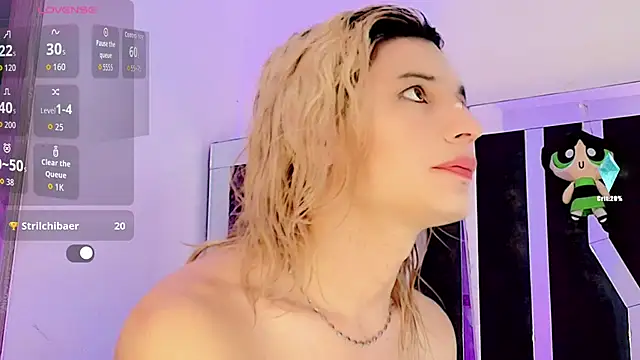 Snapshot of honey_skin chatting on 09-21-25, 02:19 honey skin online show from 09-21-25, 02:19