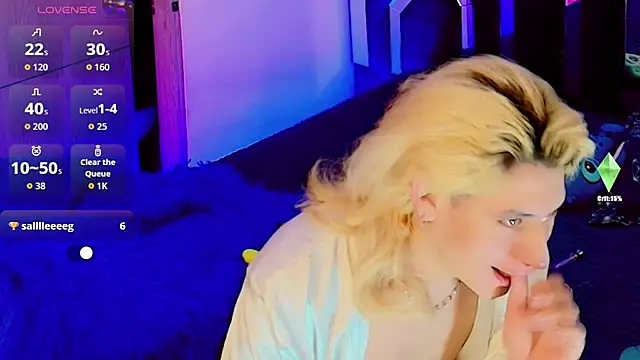 Snapshot of honey_skin chatting on 10-02-25, 05:31 honey skin online show from 10-02-25, 05:31