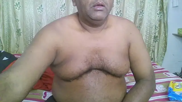 Beargryzzly online show from 12-15-24, 03:45