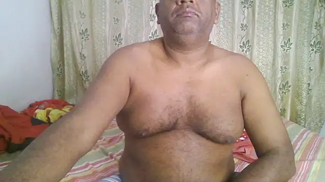 Beargryzzly online show from 01-04-25, 11:43