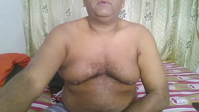 Beargryzzly online show from 01-05-25, 02:06