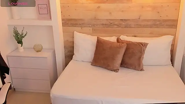 Snapshot of candy_summer28 chatting on 12-02-25, 07:20 candy summer28 online show from 12-02-25, 07:20