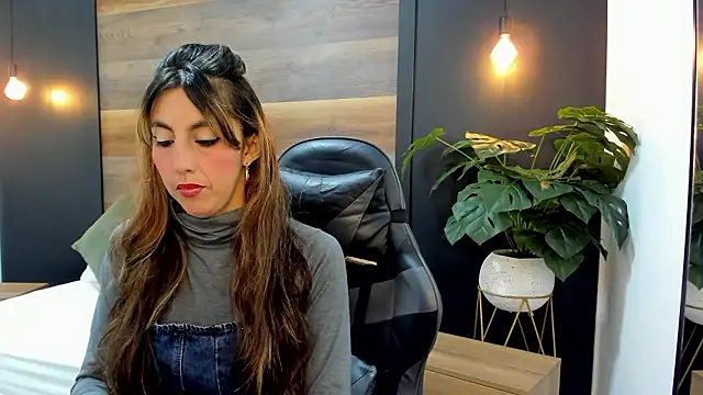 Snapshot of candy_summer28 chatting on 01-10-26, 12:07 candy summer28 online show from 01-10-26, 12:07