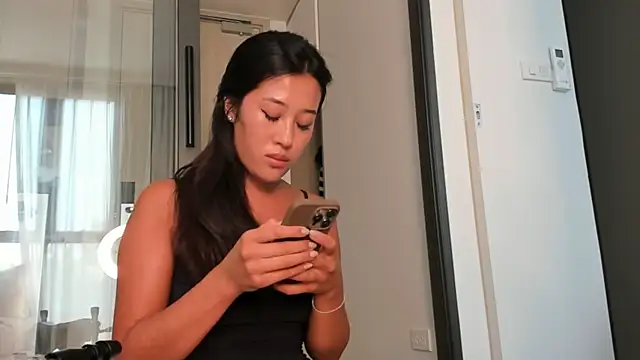 Snapshot of jane_sui chatting on 04-04-26, 03:16 jane sui online show from 04-04-26, 03:16