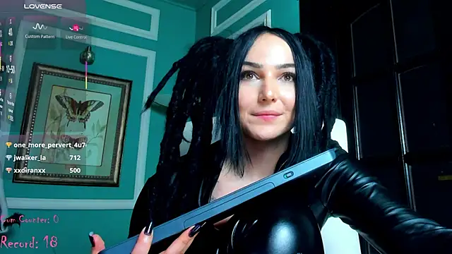 Snapshot of 1Munique chatting on 02-16-25, 10:21 1Munique online show from 02-16-25, 10:21