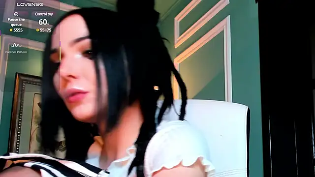 Snapshot of 1Munique chatting on 02-27-25, 11:31 1Munique online show from 02-27-25, 11:31