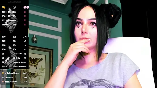 Snapshot of 1Munique chatting on 03-08-25, 06:58 1Munique online show from 03-08-25, 06:58