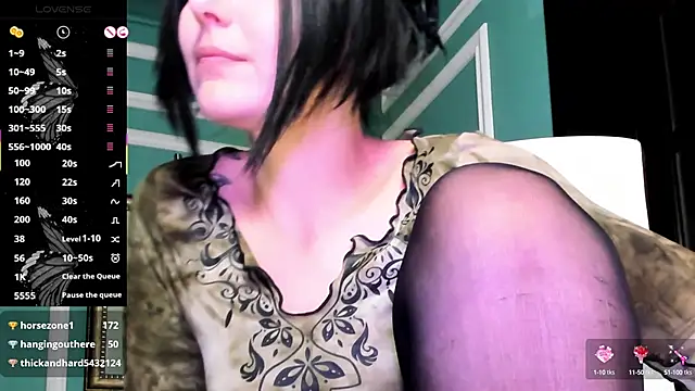 Snapshot of 1Munique chatting on 03-22-25, 06:47 1Munique online show from 03-22-25, 06:47