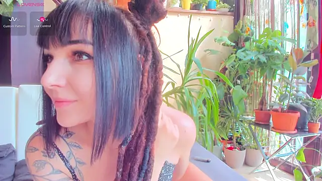 Snapshot of 1Munique chatting on 09-09-25, 10:26 1Munique online show from 09-09-25, 10:26