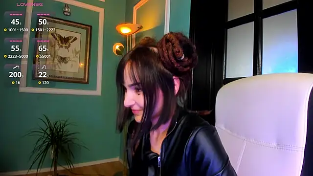 Snapshot of 1Munique chatting on 11-06-25, 12:50 1Munique online show from 11-06-25, 12:50