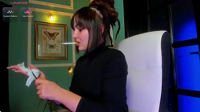 Snapshot of 1Munique chatting on 11-27-25, 03:14 1Munique online show from 11-27-25, 03:14