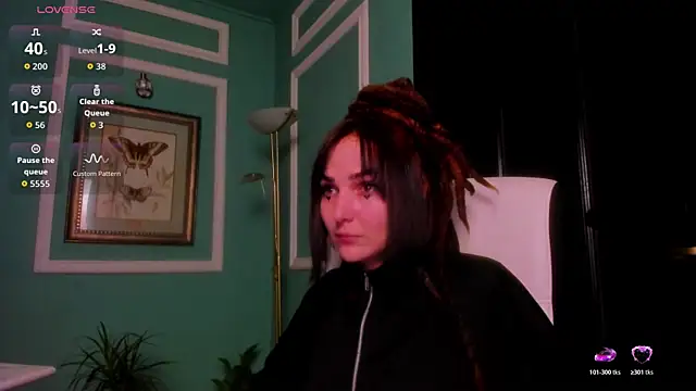 Snapshot of 1Munique chatting on 12-17-25, 03:29 1Munique online show from 12-17-25, 03:29