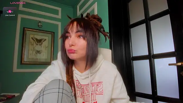 Snapshot of 1Munique chatting on 01-06-26, 11:58 1Munique online show from 01-06-26, 11:58