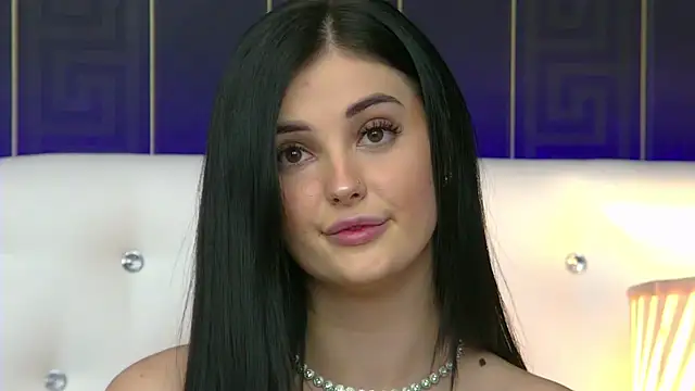 Snapshot of SophiaVilner chatting on 01-02-25, 07:18 SophiaVilner online show from 01-02-25, 07:18