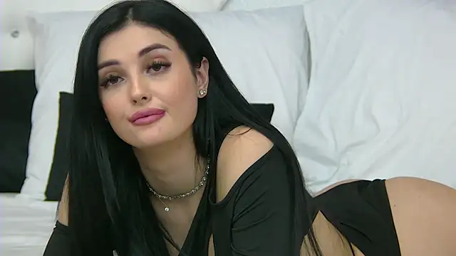 Snapshot of SophiaVilner chatting on 01-10-25, 01:42 SophiaVilner online show from 01-10-25, 01:42